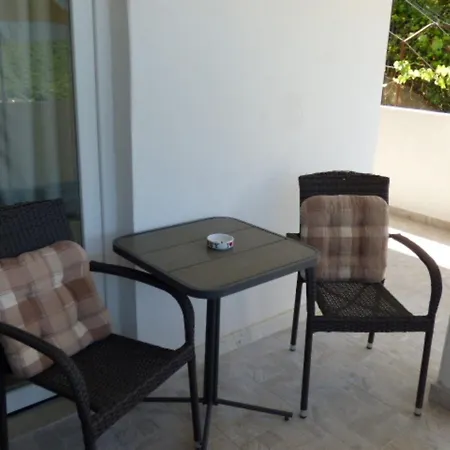 Kleines In Der Ersten Etage By Interhome