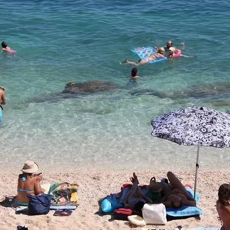 Appartamento Kleines In Der Ersten Etage By Interhome