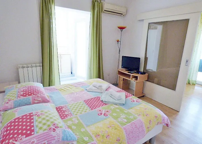 Appartement Kleines In Der Ersten Etage By Interhome Rabac