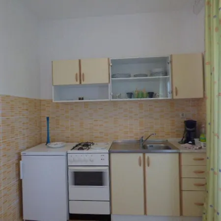 Kleines In Der Ersten Etage By Interhome 라벡